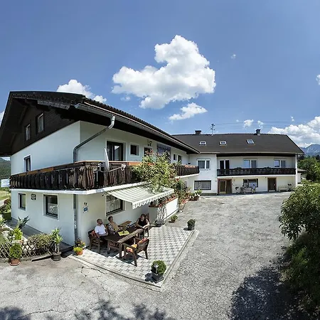 Pansiyon Stausee Sankt Jakob im Rosental